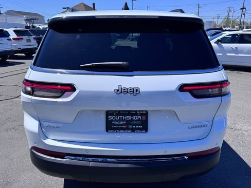 New 2026 Jeep Grand Cherokee L 4WD image 6