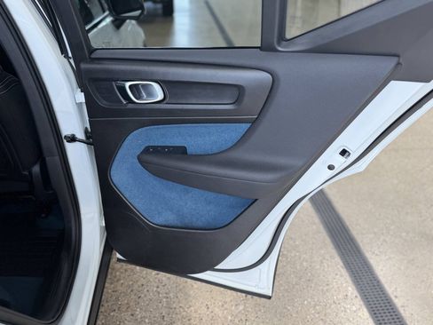 Used 2023 Volvo XC40 Recharge Plus w/ Protection Package Premier AWD/4WD image 15