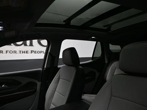 Used 2020 GMC Terrain SLT w/ Preferred Package AWD/4WD image 18