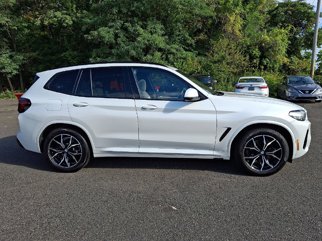 Used 2022 BMW X3 xDrive30i w/ M Sport Package 2 AWD/4WD image 8