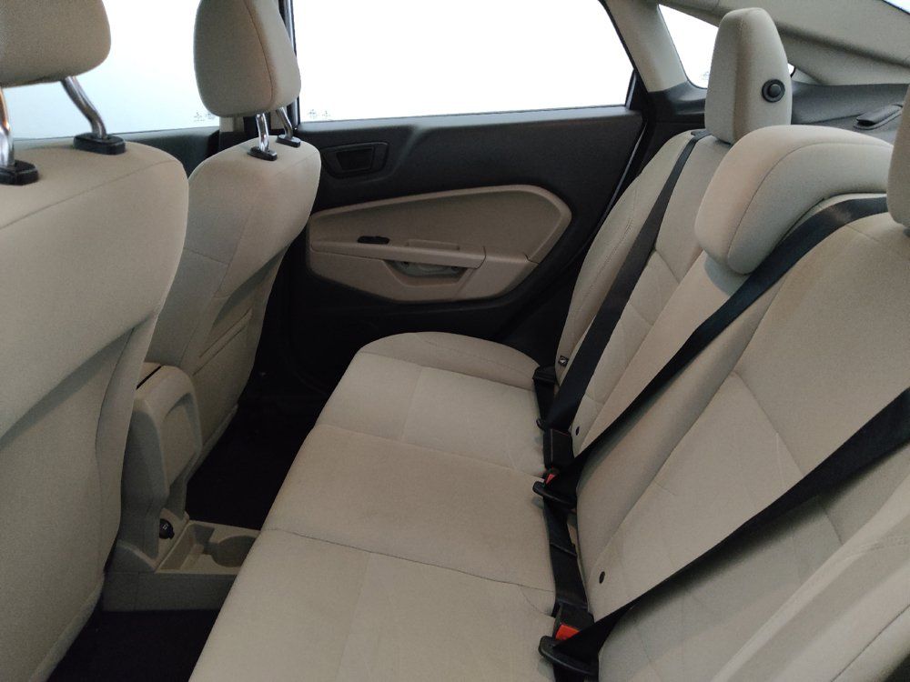 Used 2018 Ford Fiesta SE w/ Cold Weather Package FWD image 18