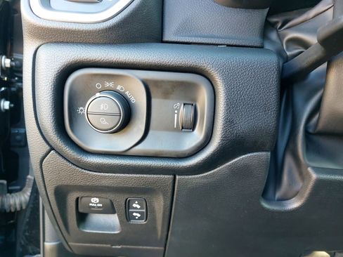 Used 2022 RAM 1500 Lone Star image 26