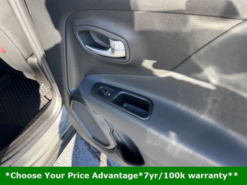 Certified 2021 Jeep Renegade Trailhawk w/ Luxury Group III image 15