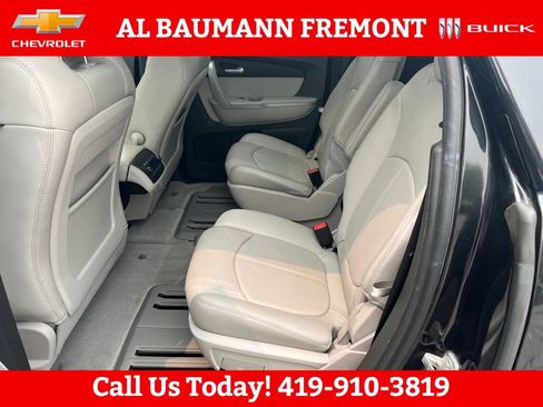 Used 2012 GMC Acadia SLT AWD/4WD image 25