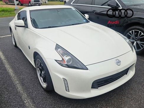 Used 2020 Nissan 370Z Coupe RWD image 1