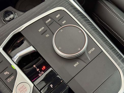 Used 2025 BMW 330i xDrive Sedan w/ Premium Package image 29