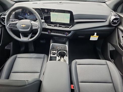 New 2026 Chevrolet Equinox LT w/ Convenience Package II AWD/4WD image 22