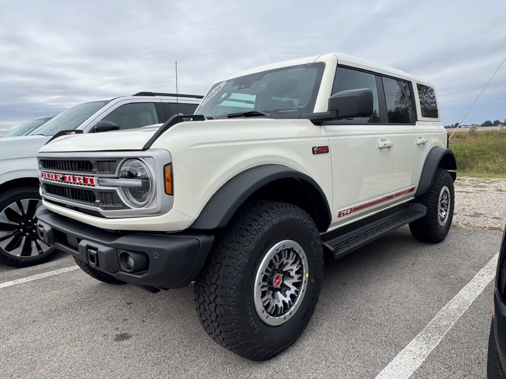 New 2026 Ford Bronco Outer Banks w/ Sasquatch Package AWD/4WD image 5
