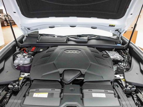 New 2026 Audi Q8 Premium Plus image 30