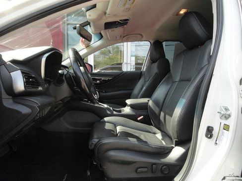 Used 2022 Subaru Outback Limited image 9