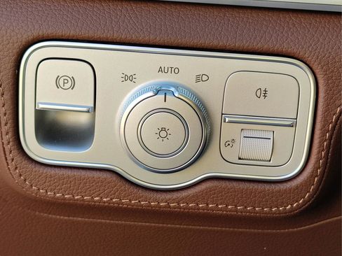 New 2026 Mercedes-Benz GLE 53 AMG 4MATIC image 32