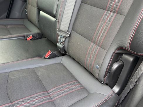 Used 2024 Chevrolet Equinox RS image 31