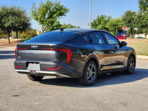 Certified 2025 Kia K4 LXS image 5