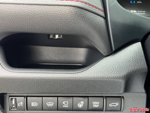 Used 2025 Toyota RAV4 XSE w/ Premium Package AWD/4WD image 33