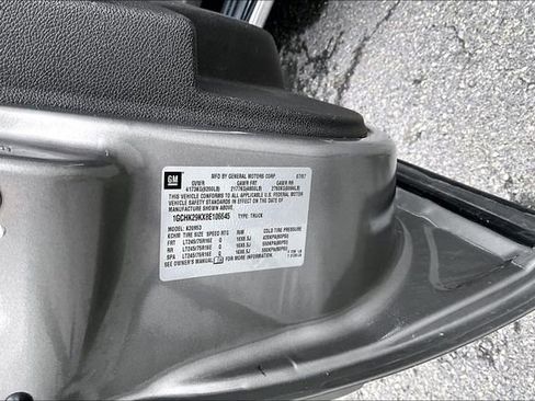 Used 2008 Chevrolet Silverado 2500 LT w/ Snow Plow Prep Package image 4