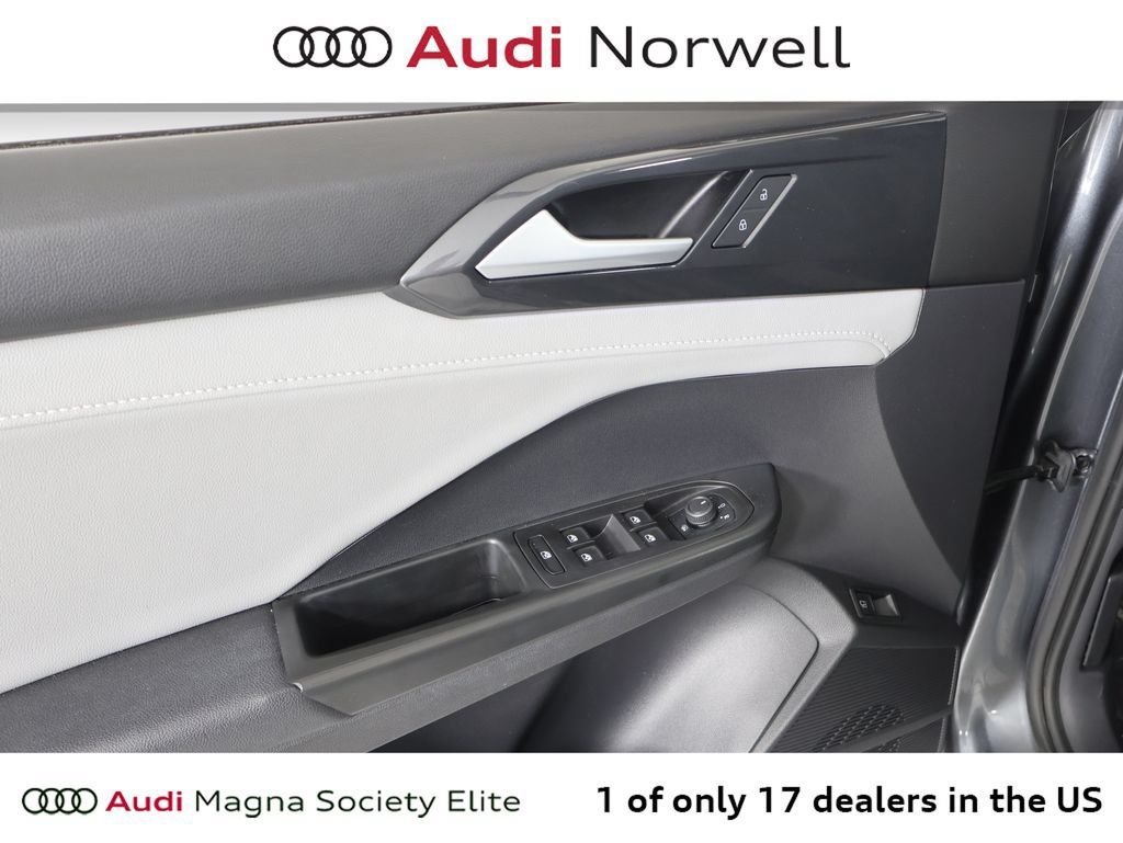 Used 2022 Volkswagen Taos SEL AWD/4WD image 18