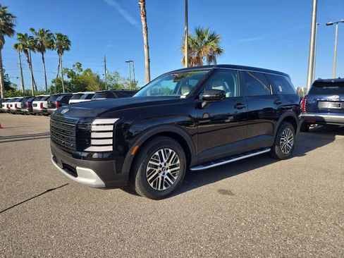 New 2026 Hyundai Palisade SE FWD image 2