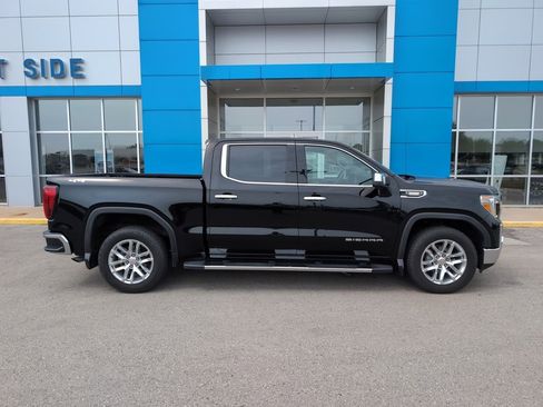 Used 2021 GMC Sierra 1500 SLT w/ SLT Premium Package image 1