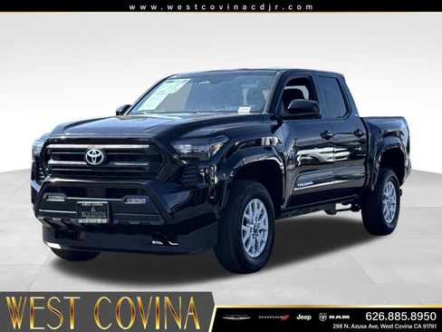 Used 2024 Toyota Tacoma SR5 RWD image 5