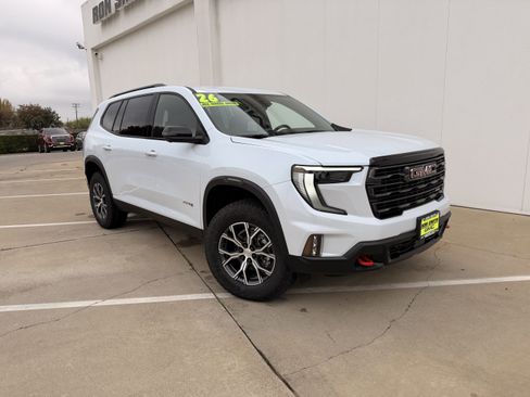 New 2026 GMC Acadia AT4 w/ Luxury Package image 2