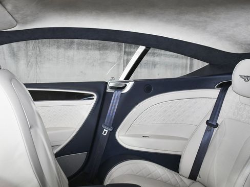 Used 2022 Bentley Continental GT image 57