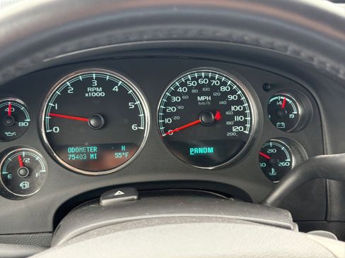 Used 2011 Chevrolet Avalanche LTZ image 15