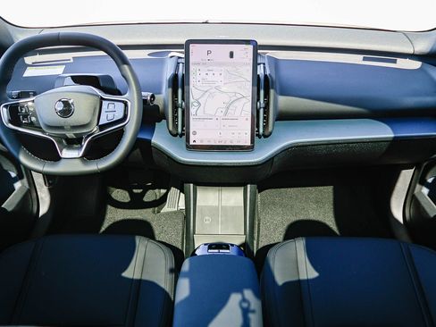 New 2026 Volvo EX30 Cross Country Ultra w/ Protection Package Premier image 12