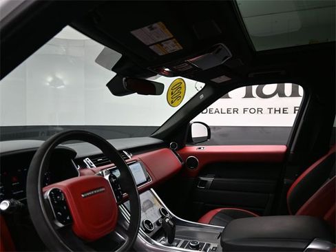 Used 2020 Land Rover Range Rover Sport HST image 18