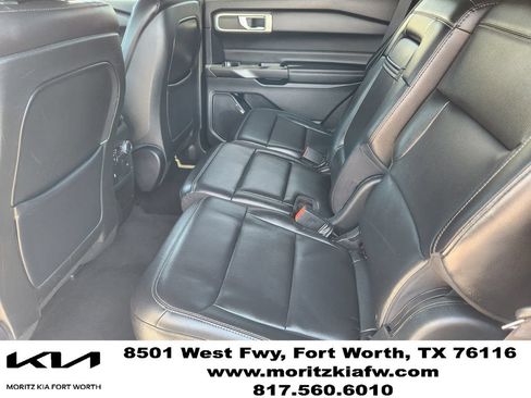 Used 2020 Ford Explorer XLT w/ Equipment Group 202A RWD image 27