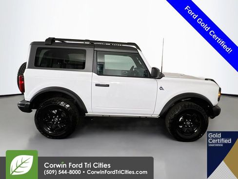 Used 2024 Ford Bronco Black Diamond image 17