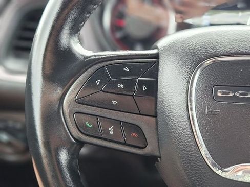 Used 2023 Dodge Challenger SXT image 15