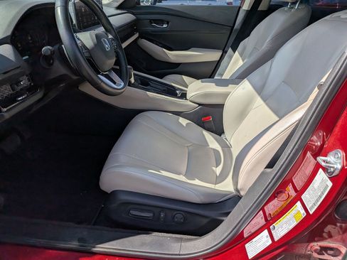 Used 2023 Honda Accord Touring image 17