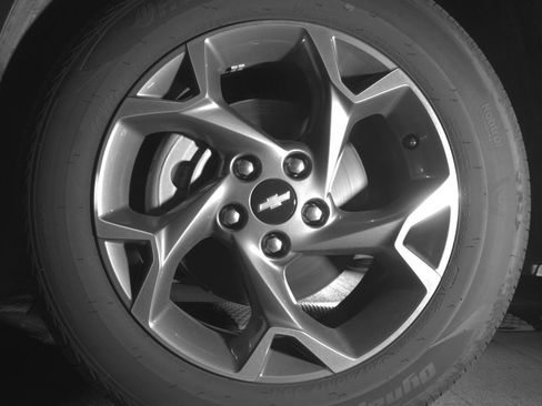 Used 2025 Chevrolet Trax LT w/ LT Convenience Package FWD image 12