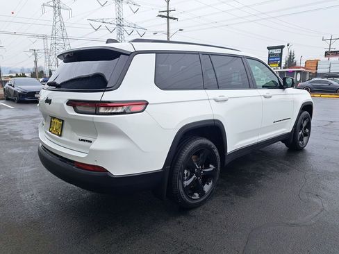 New 2025 Jeep Grand Cherokee L Limited w/ Luxury Tech Group II AWD/4WD image 5