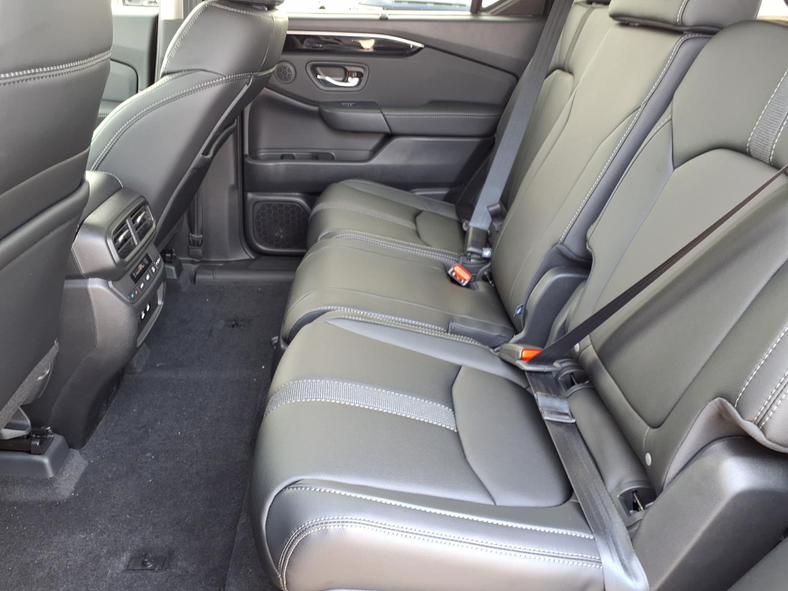 New 2026 Honda Pilot EX-L image 15