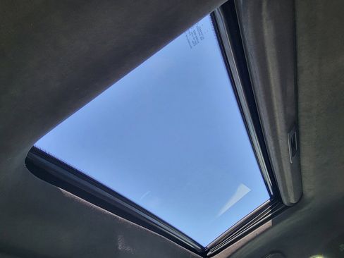 Used 2015 INFINITI QX80 Limited w/ All Season Package AWD/4WD image 32