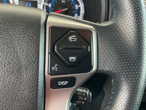 Used 2016 Toyota 4Runner SR5 RWD image 13