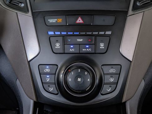 Used 2014 Hyundai Santa Fe Sport w/ Popular Equipment Package 02 FWD image 25