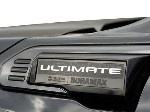 New 2026 GMC Sierra 2500 Denali Ultimate w/ Max Trailering Package image 9