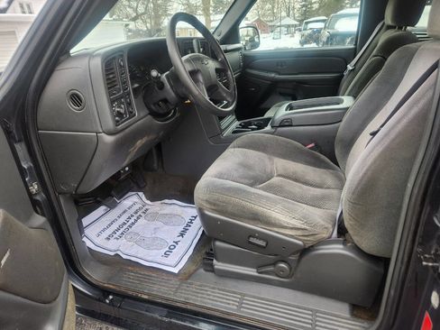 Used 2004 Chevrolet Silverado 1500 4x4 Extended Cab w/ Z71 image 14