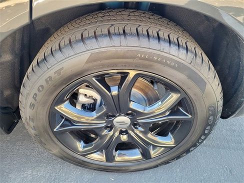 Used 2024 Dodge Hornet R/T w/ R/T Blacktop Package image 25