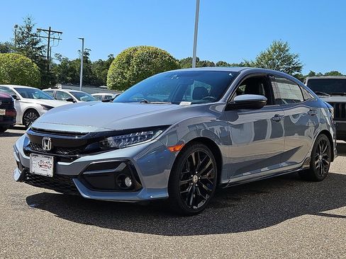 Used 2021 Honda Civic Sport Touring image 4