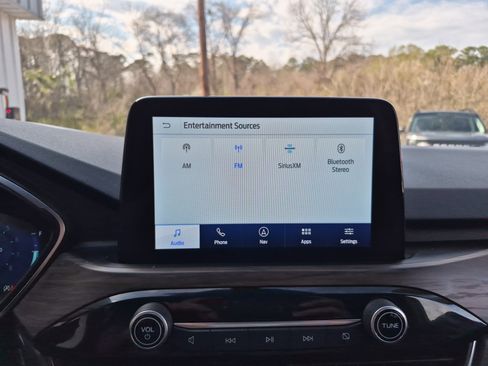 Used 2020 Ford Escape Titanium w/ Titanium Premium Package 2.0 image 37