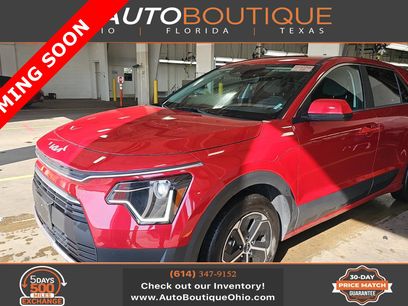 Used 2025 Kia Niro LX