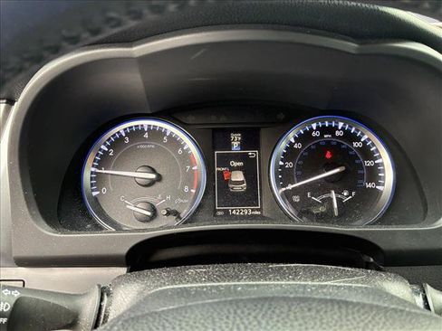 Used 2015 Toyota Highlander XLE AWD/4WD image 15