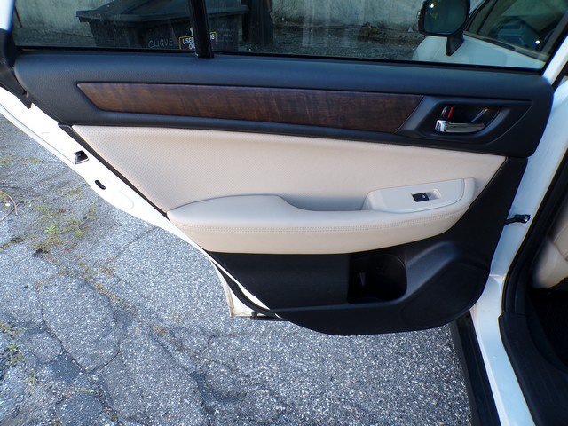 Used 2017 Subaru Outback 2.5i Limited w/ Popular Package #5 AWD/4WD image 21