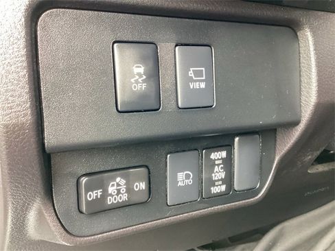 Certified 2023 Toyota Tacoma TRD Off-Road image 24