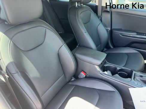 New 2026 Kia K4 EX FWD image 28