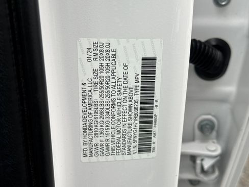 Used 2024 Honda Pilot Touring image 31