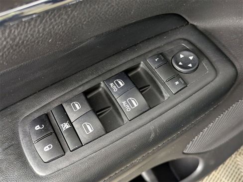 Certified 2018 Jeep Grand Cherokee Limited image 15